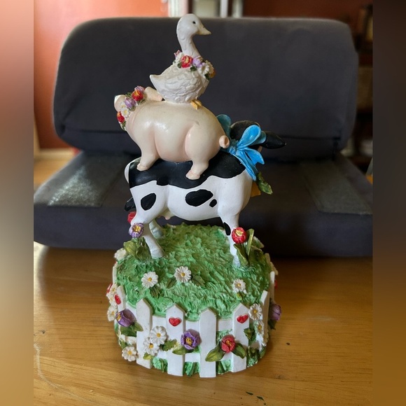 San Francisco Music Box Company Farm Animals Music Box Cow Pig Goose - Picture 5 of 9